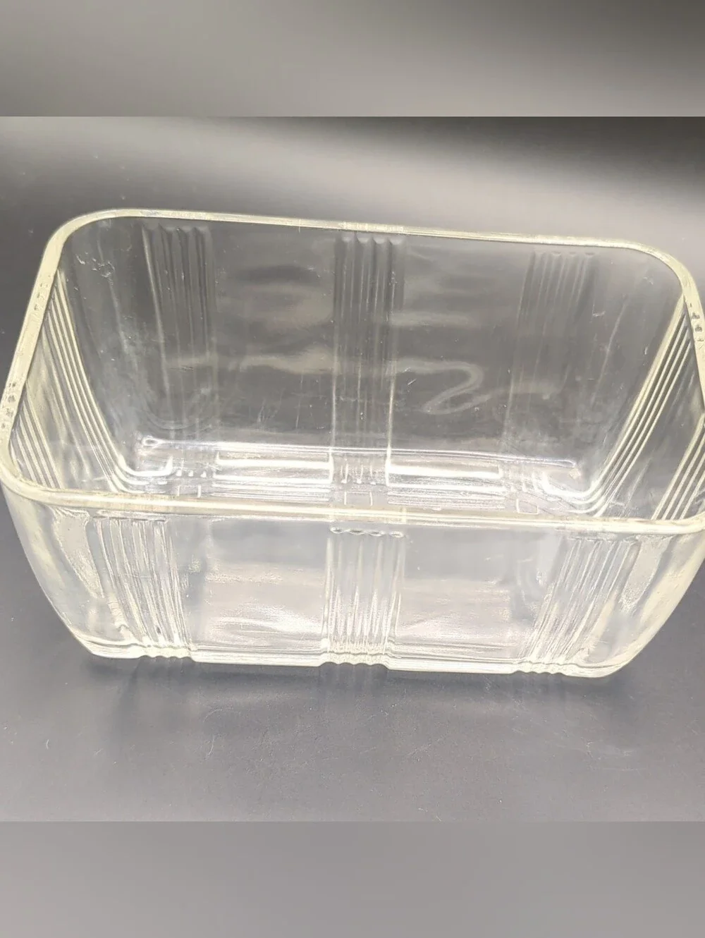 Clear Vintage Glass Refrigerator Dish with Lid - Transparent Basketweave